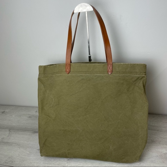 Madewell Handbags - Madewell The Canvas Transport Tote F9414